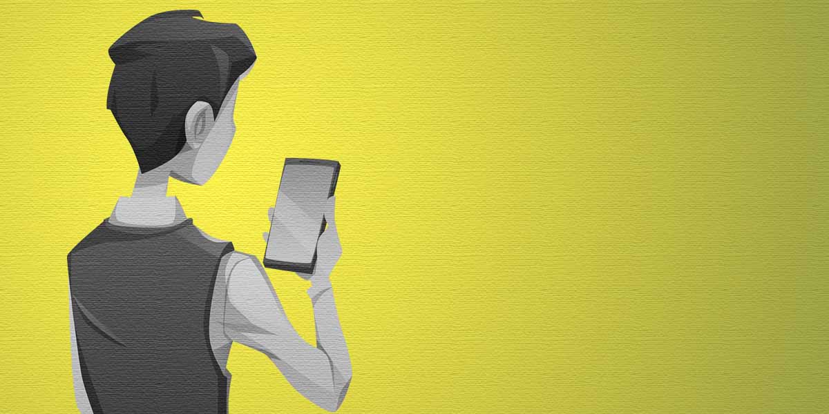 orang-tua-harus-awasi-anak-saat-pegang-gawai